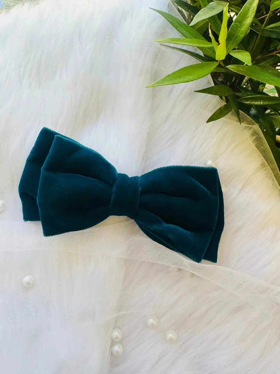 Bows and Bags India | Blueberry Pie - Velvet Hair Bow | detail view | handmade hair accessories India