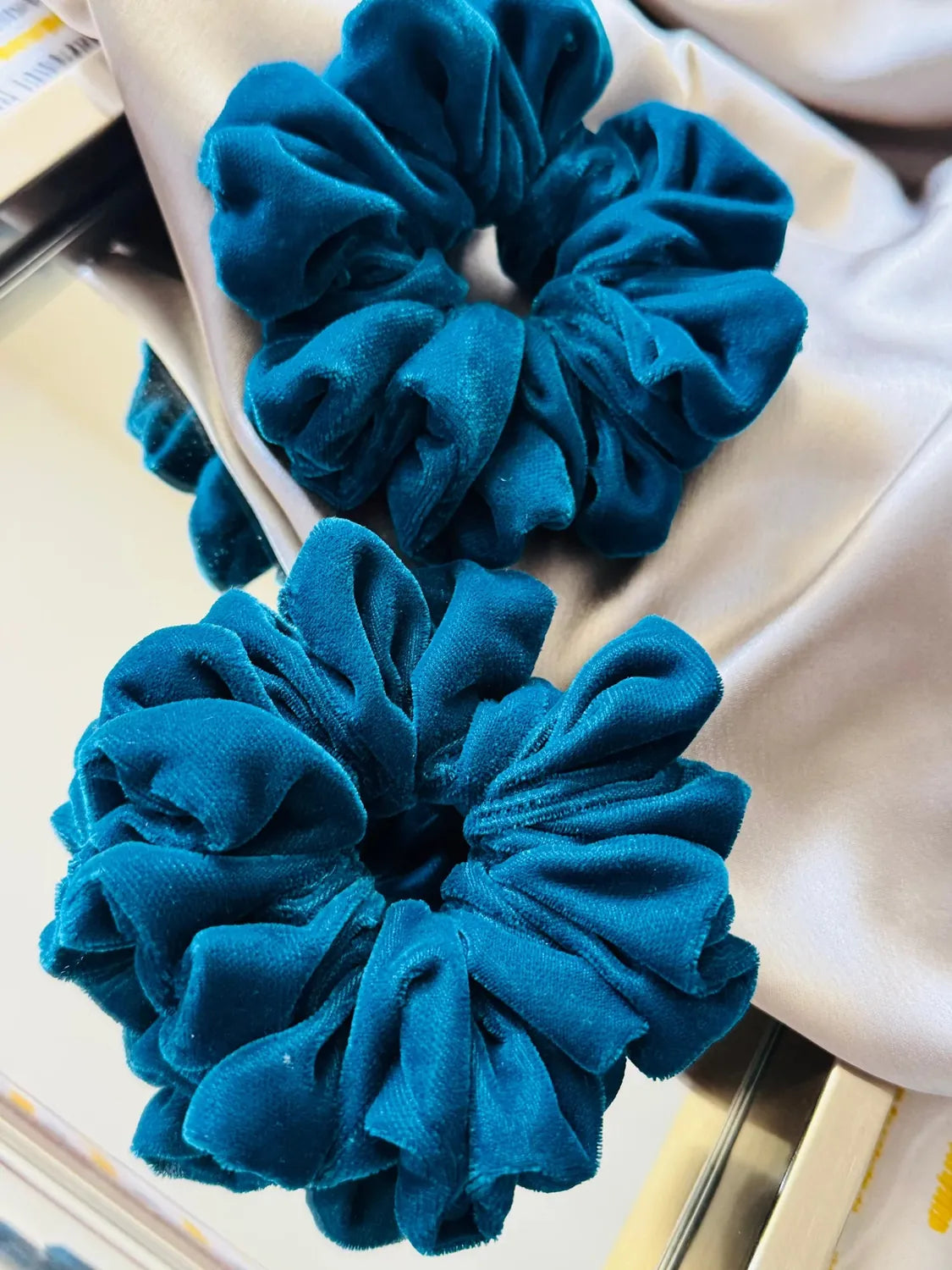 Bows and Bags India | Diva's Night- Luxe Velvet Scrunchie for Elegant Chic Hairstyles | detail view | handmade hair accessori